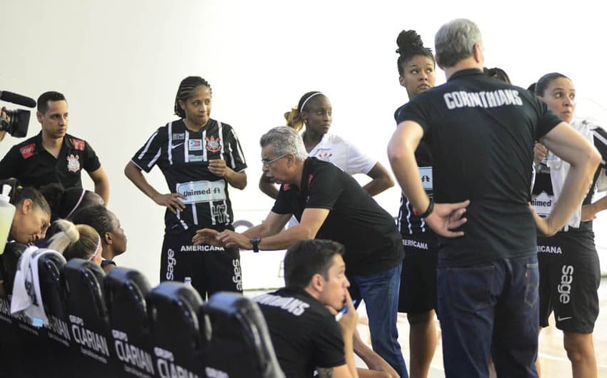 Em busca do tri, Corinthians/Americana começa LBF contra Santo André (Foto: Divulgação)