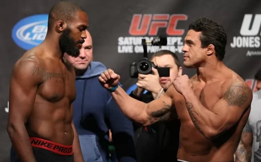 Vitor Belfort enfrentou Jon Jones em setembro de 2012 (FOTO: UFC)
