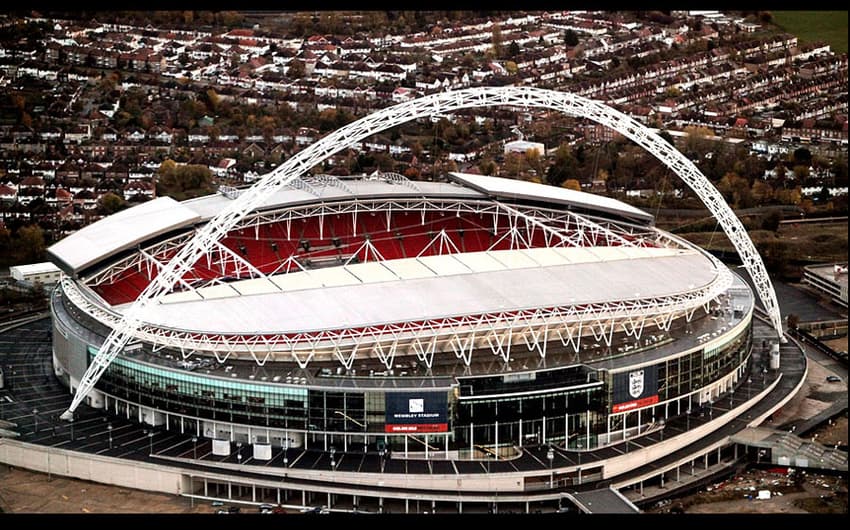 Wembley deve receber os dois rivais em 2017/18