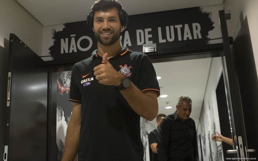 Felipe tem contrato com o Corinthians até o fim de 2018 (Foto: Agência Corinthians)