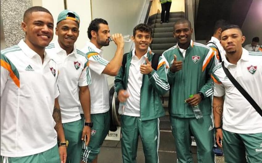 Jogadores do Fluminense embarcam para os EUA (Foto: Reprodução Instagram)