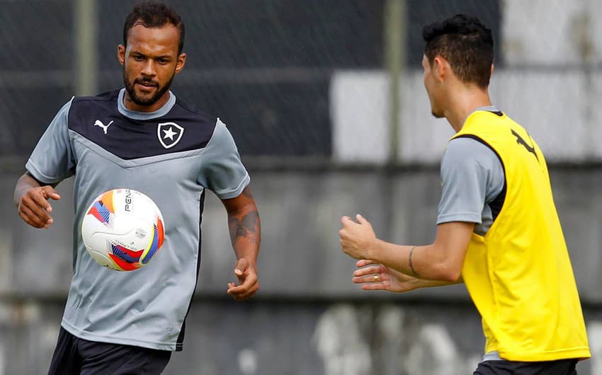 Treino do Botafogo - Bruno Silva