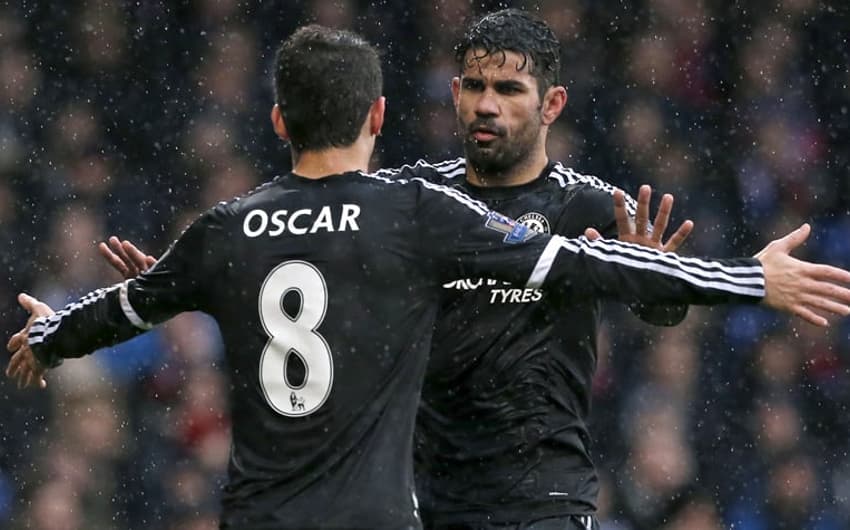 HOME - Crystal Palace x Chelsea - Campeonato Inglês - Oscar e Diego Costa (Foto: Ikimages/AFP)