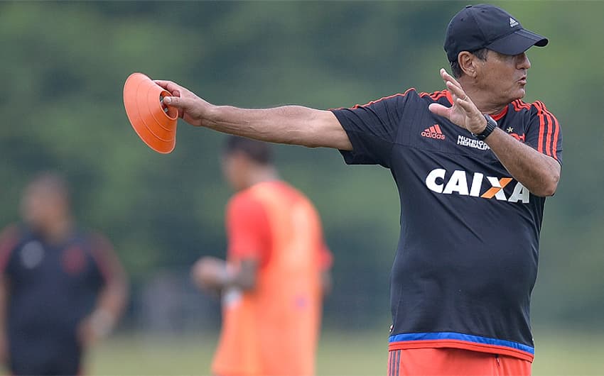 HOME - Treino do Flamengo em Mangaratiba (Foto: Pedro Martins/AGIF/LANCE!Press)
