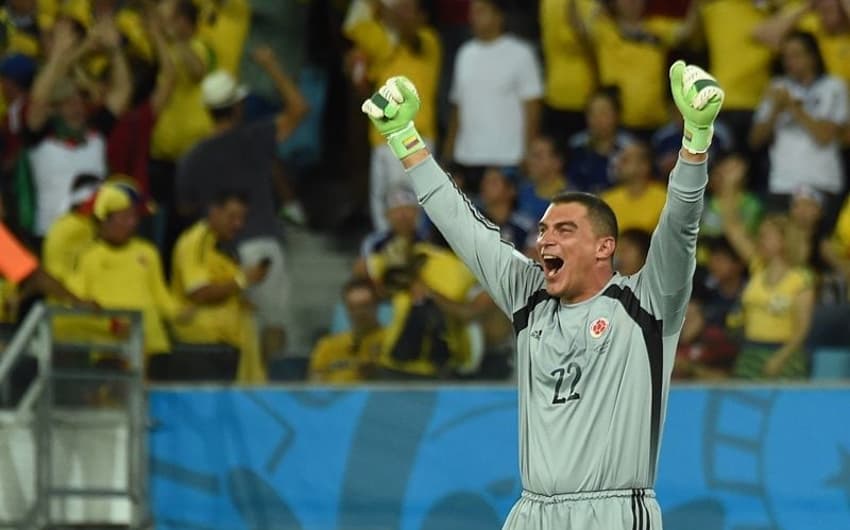 Aos 43 anos, Mondragón disputou a Copa do Mundo de 2014, no Brasil (Foto: AFP)
