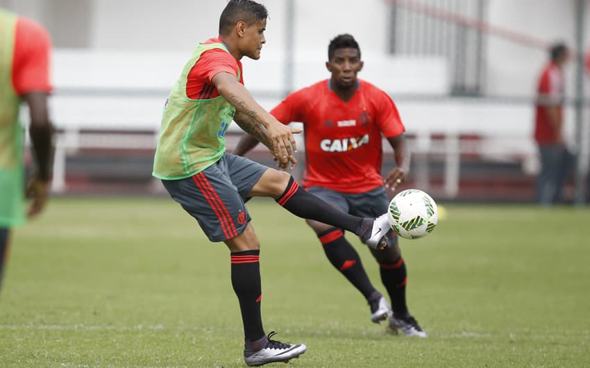 Éverton, Rodinei - Treino do Flamengo