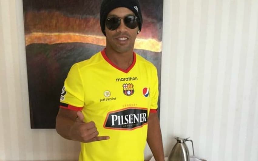 Ronaldinho (Foto: Twitter/Reprodução)