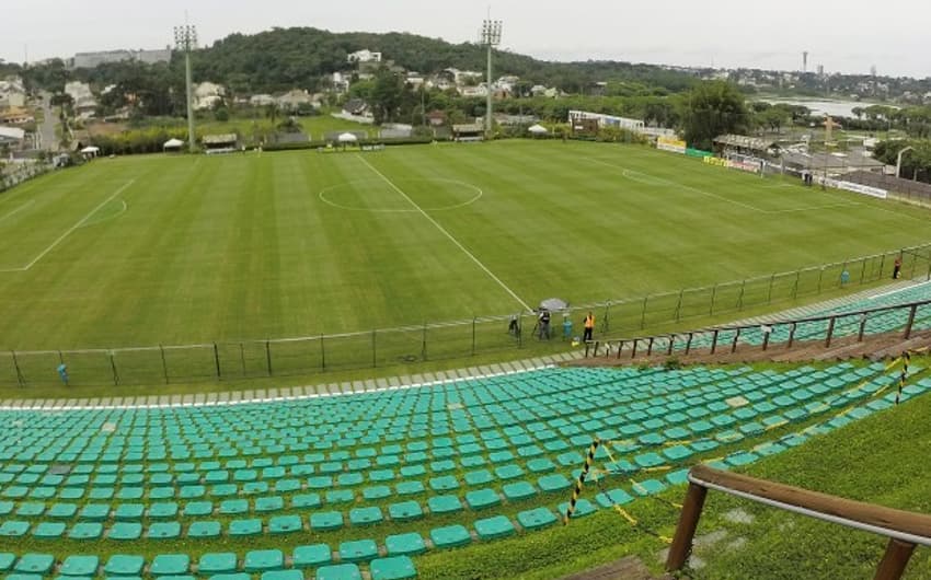 Na Série B em 2012, Atlético-PR garantiu o acesso no Eco-Estádio