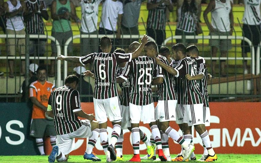 Flu desencanta e vence a primeira no Campeonato Carioca