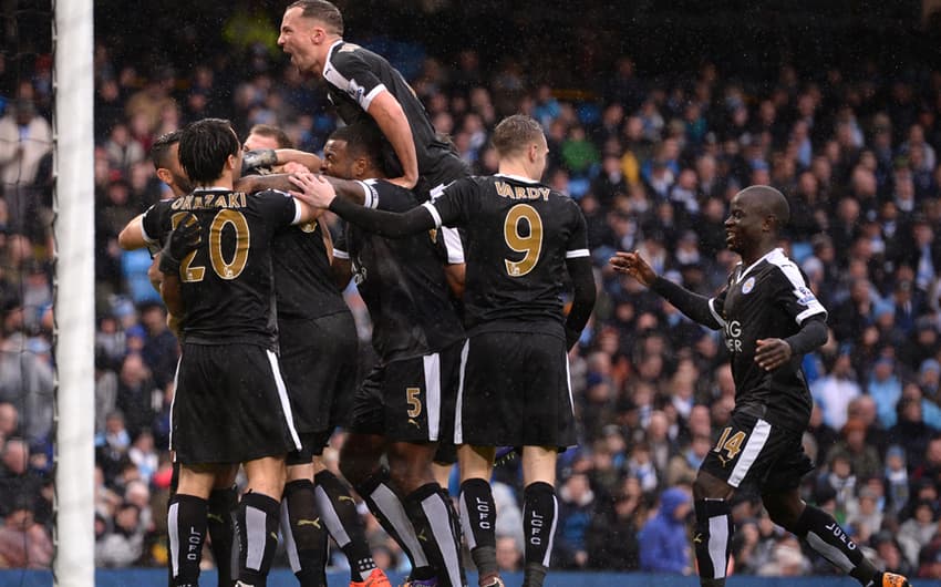 Veja as imagens da vitória do Leicester sobre o Manchester City no Etihad Stadium neste sábado