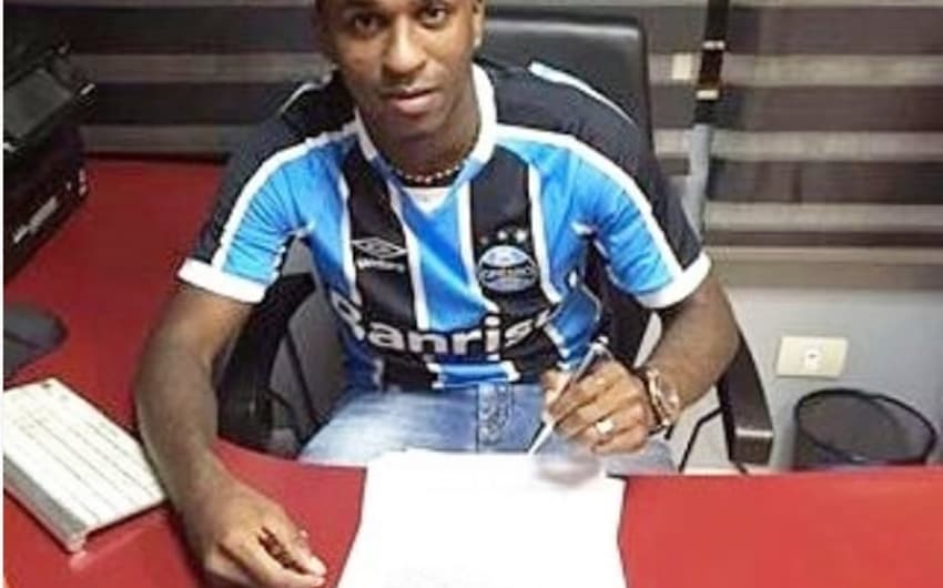 Miller Bolaños assina contrato com Grêmio (Reprodução / Instagram)