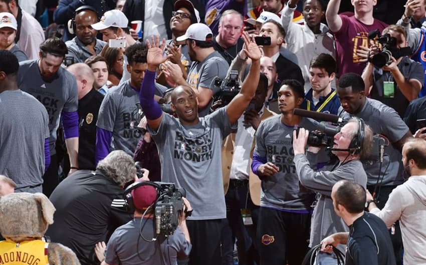 Kobe Bryant fez nesta quarta-feira seu último jogo atuando em Cleveland, contra os Cavaliers
