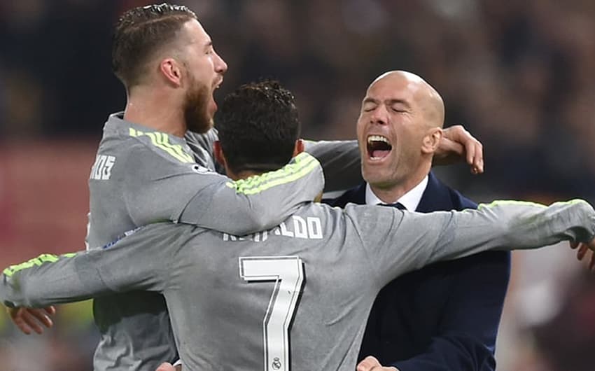 HOME - Roma x Real Madrid - Liga dos Campeões - Sergio Ramos, Cristiano Ronaldo e Zidane (Foto: Alberto Pizzoli/AFP)