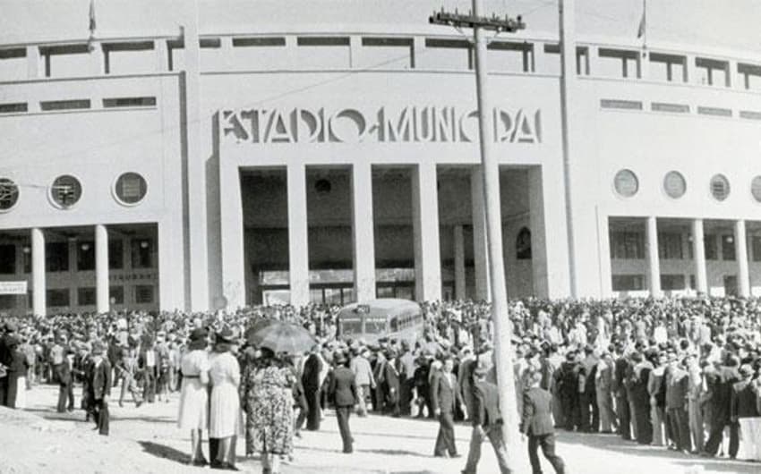 Flamengo 0 x 0 Fluminense – Pacaembu (São Paulo/SP) – 12/03/1942