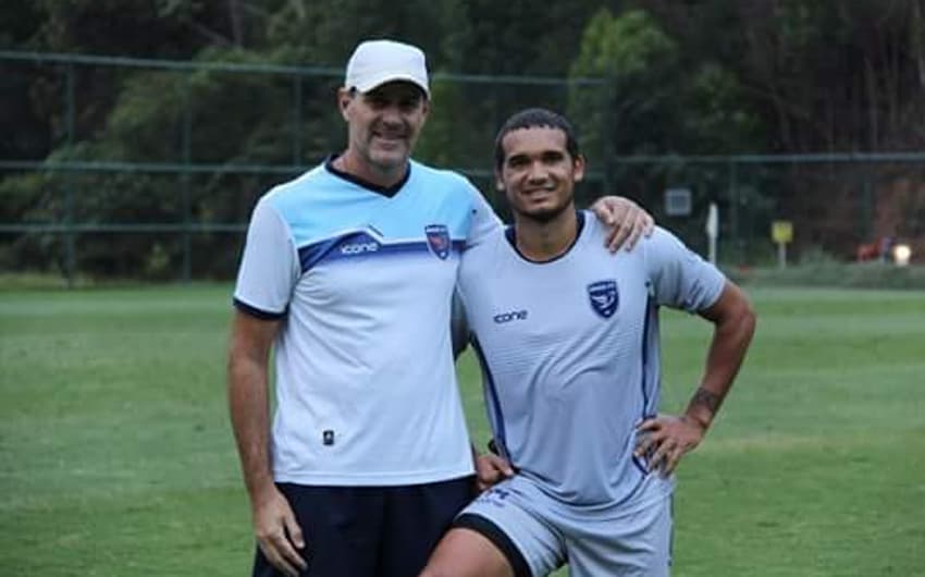 Luan, ao lado de Carlos Germano, no Doze FC (Foto: Divulgação)