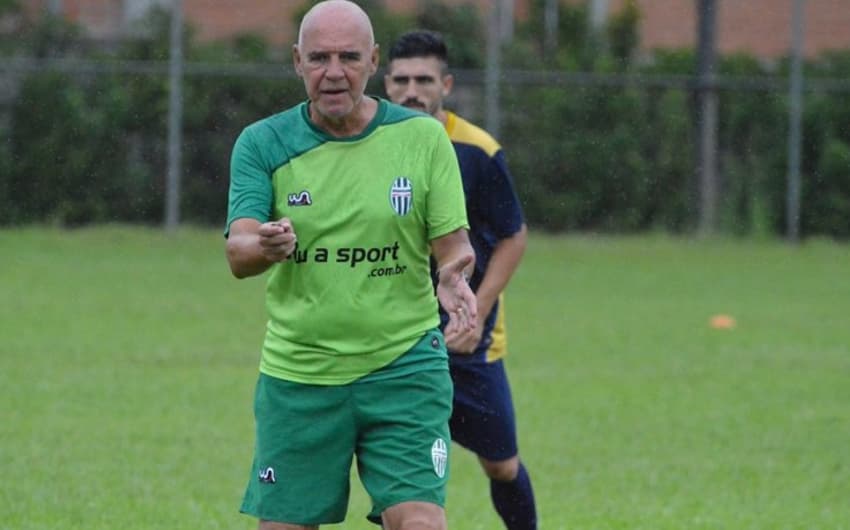 Técnico Valdir Barbosa é desligado do Metropolitano (Fotos: Sidnei Batista/Metropolitano)