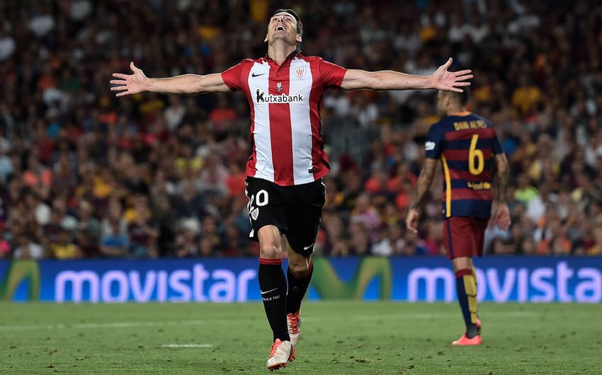 Aduriz comemora o gol de empate no Camp Nou (Foto: Josep Lago/AFP)