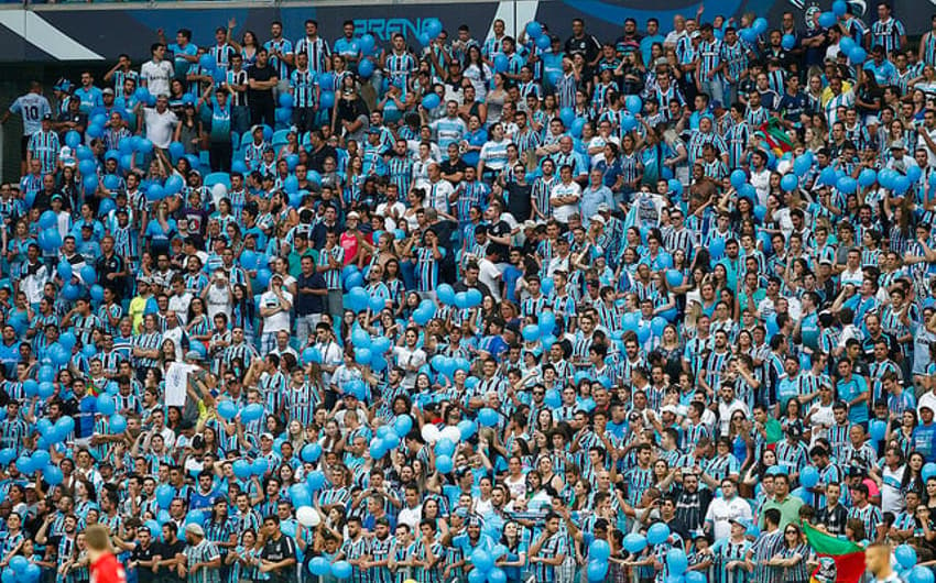 Torcida gremista lotou a Arena para assistir o Gre-Nal 409 (Foto: Lucas Uebel/Grêmio)