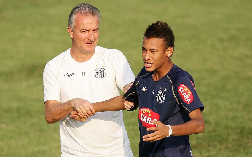 Neymar foi revelado pelo Santos em 2009
