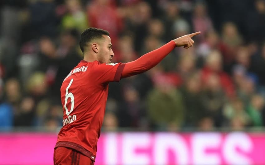 Thiago Alcântara abriu o placar para o Bayern