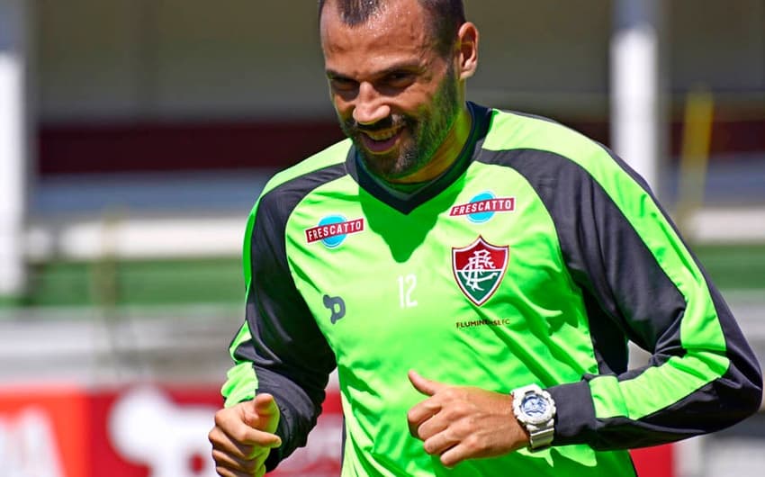Diego Cavalieri - Fluminense treinando com a nova camisa