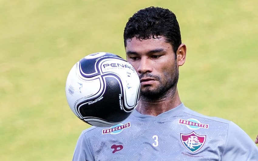 Gum - Fluminense treinando com a nova camisa