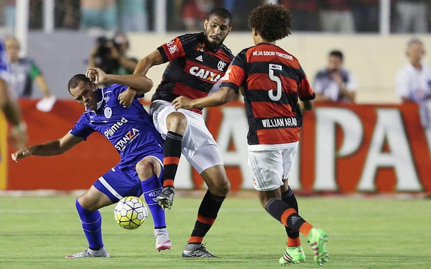 Flamengo x Confiança