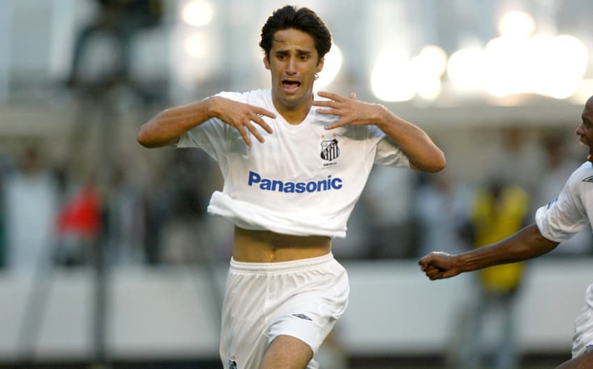 Em 2006, Jonas acertou com o Santos e foi campeão do Campeonato Paulista