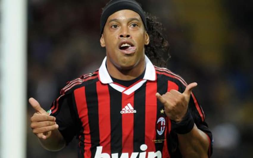 Ronaldinho atuou pelo Milan