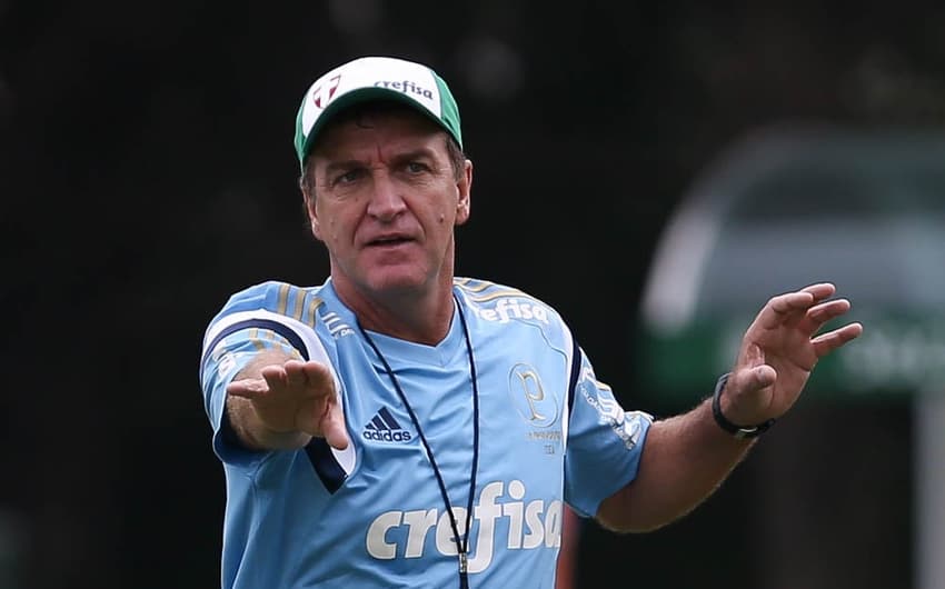 Cuca no treino do Palmeiras (Cesar Greco)