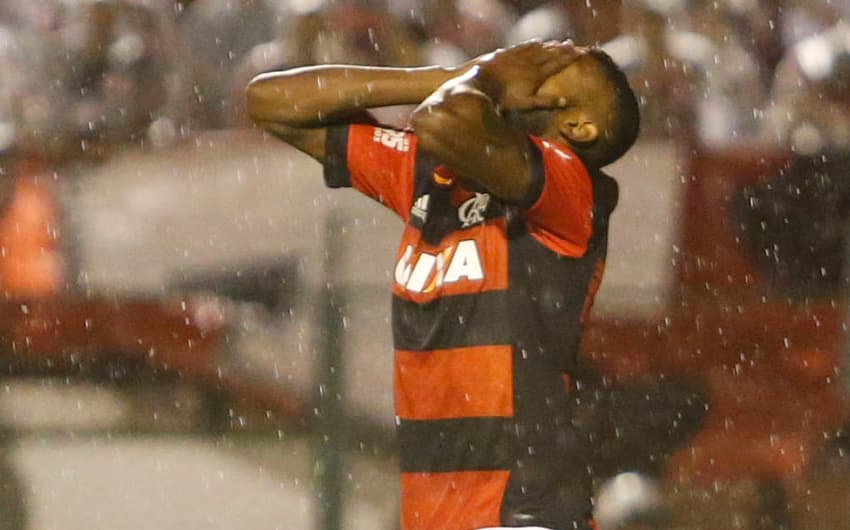 Copa Sul Minas Rio - Flamengo x AtleticoPR (Foto:Rui Porto Filho/AGIF)