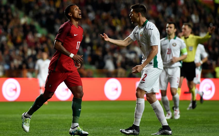 Portugal x Bulgaria (foto:FRANCISCO LEONG / AFP)