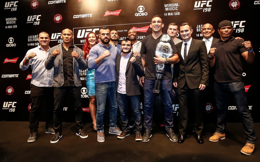 Astros do UFC 198 fazem fotos promocionais para evento histórico em Curitiba (FOTO: Divulgação/Inovafoto)