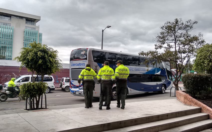 Corinthians deixa o hotel na Colômbia