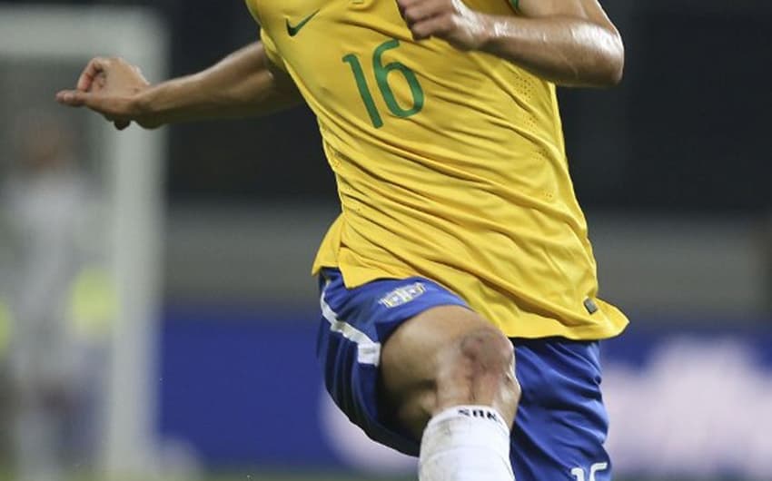 O lateral-direito Fabinho já jogou inclusive pela Seleção Brasileira principal