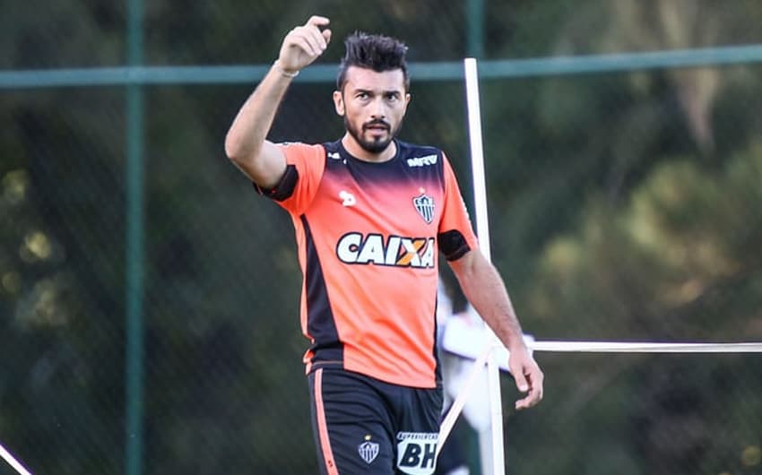 Dátolo treinou na Cidade do Galo, mas não foi relacionado por Diego Aguirre (Foto: Bruno Cantini/Atlético-MG)