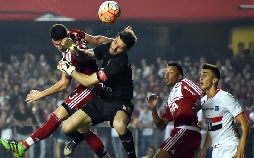 HOME - São Paulo x River Plate - Copa Libertadores - Denis (Foto: Nelson Almeida/AFP)