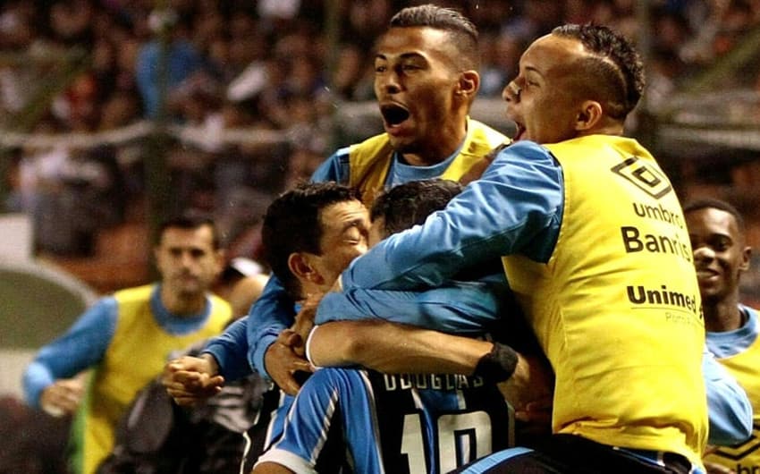 HOME - LDU x Grêmio - Copa Libertadores (Foto: Javier Cazar/AFP)