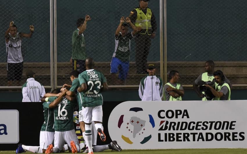 Libertadores - Deportivo Cali x  Bolivar (foto:LUIS ROBAYO / AFP