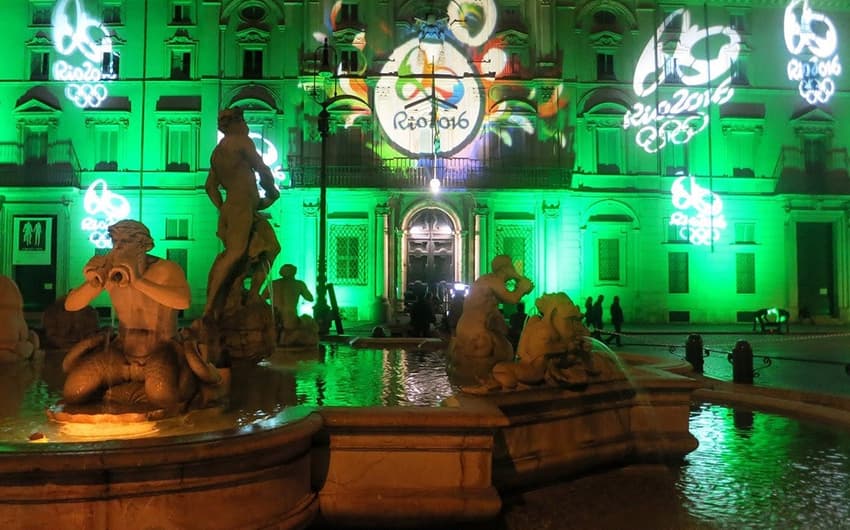 Monumento iluminado em homenagem aos Jogos Olímpicos do Rio de Janeiro (Foto: Divulgação)