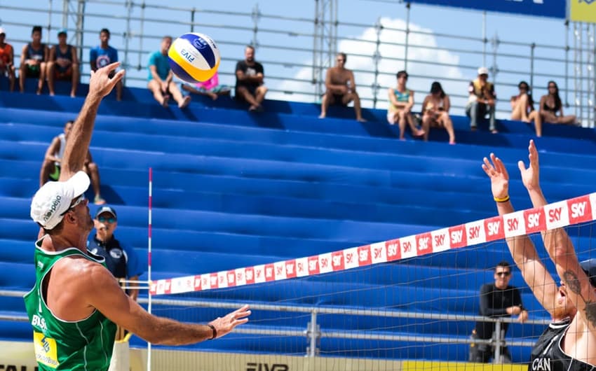 Cinco times brasileiros largam invictos no torneio masculino em Fortaleza