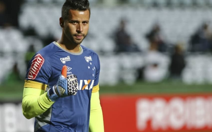 Fábio, goleiro do Cruzeiro (Foto: Geraldo Bubniak/Light Press)