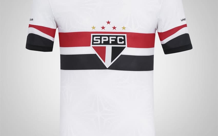 Confira imagens da nova camisa do São Paulo&nbsp;