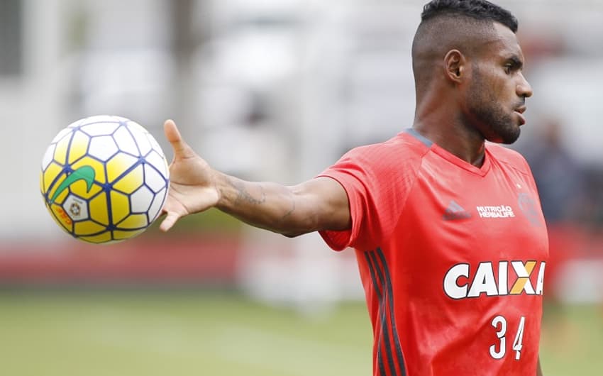 Dumas em treino do Flamengo (Gilvan de Souza / Flamengo)