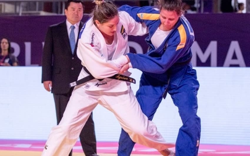 Mayra Aguiar ficou com a medalha de prata na disputa do World Masters de judô, em Guadalajara (Foto: Site oficial CBJ)