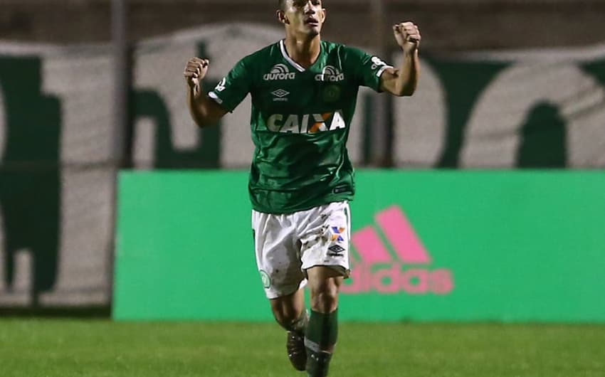 Lucas Gomes - Chapecoense