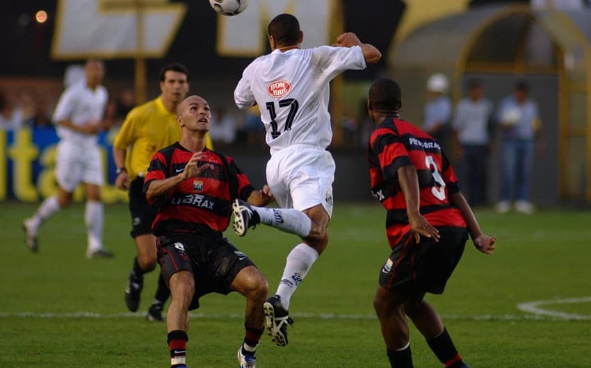 Flamengo começou "Era dos Pontos Corridos" com duas vitórias, dois empates e e uma derrota