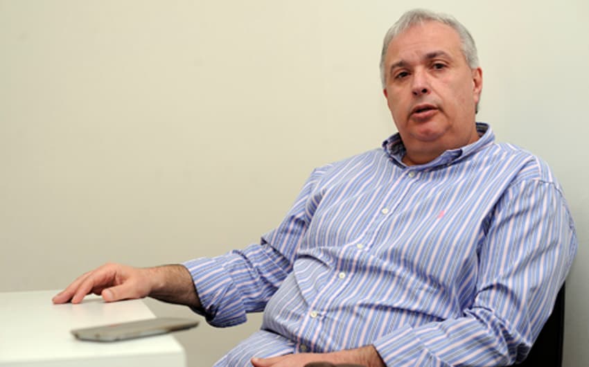 Roberto de Andrade enfrenta processo de impeachment no Timão