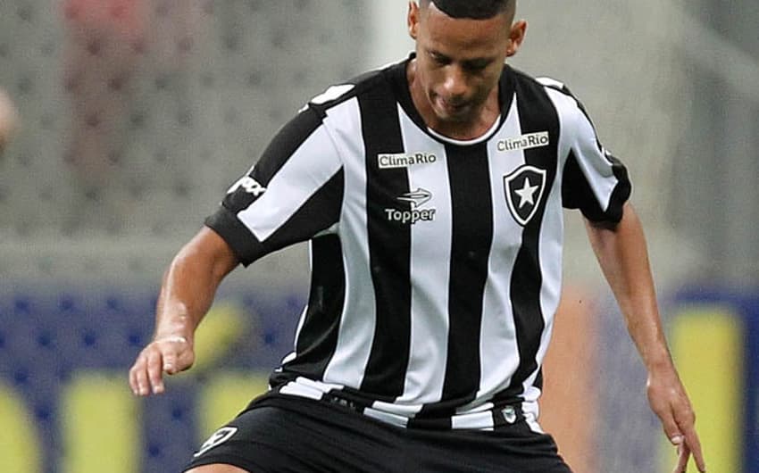 Fernandes - Botafogo