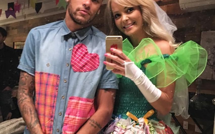 Neymar e Jhenny Andrade em Festa Junina